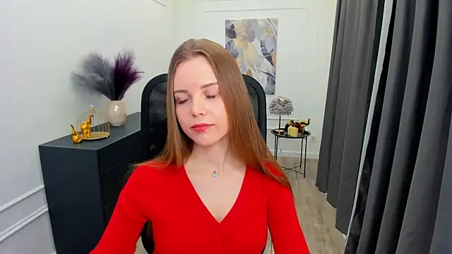 Snapshot of MileyWings chatting on March 2026 05:30:01 AM MileyWings online show from March 2026 05:30:01 AM