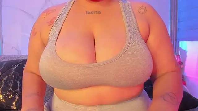 Snapshot of dayan_silva_ chatting on February 2026 12:00:01 AM dayan silva online show from February 2026 12:00:01 AM