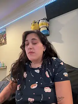 ThicBunz online show from September 2025 01:05:02 AM