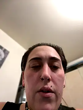 ThicBunz online show from November 2025 05:37:02 PM