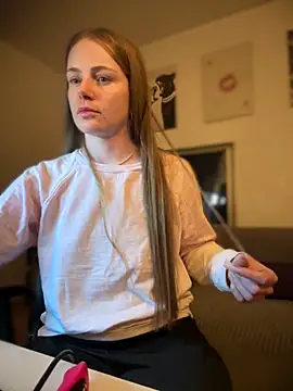 Piinkpandora online show from April 2026 06:57:02 PM