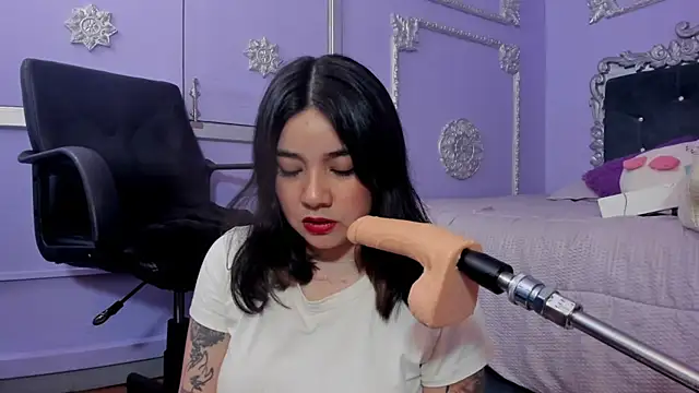 JeyLee online show from November 2025 12:38:01 PM