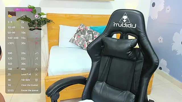 Snapshot of aixa_15 chatting on January 2025 11:42:02 AM aixa 15 online show from January 2025 11:42:02 AM