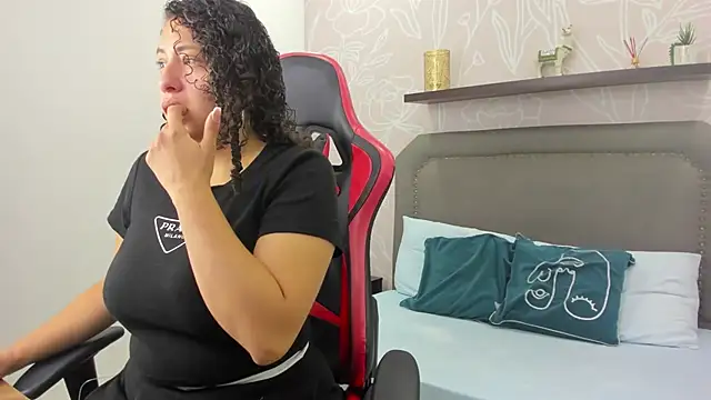 Snapshot of aixa_15 chatting on September 2025 12:18:02 PM aixa 15 online show from September 2025 12:18:02 PM