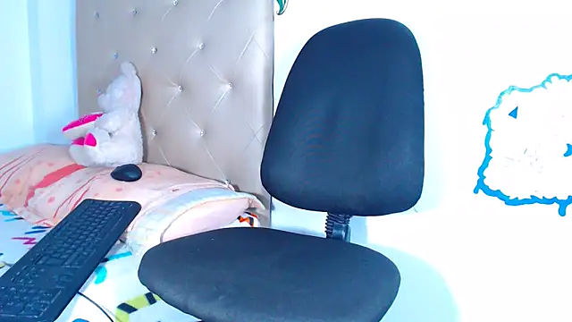 Megaanfox online show from January 2025 12:01:01 AM