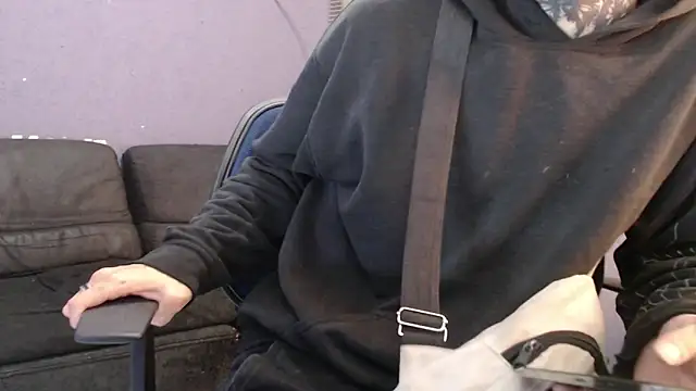 Snapshot of Andy_bapho chatting on February 2026 02:38:01 PM Andy bapho online show from February 2026 02:38:01 PM