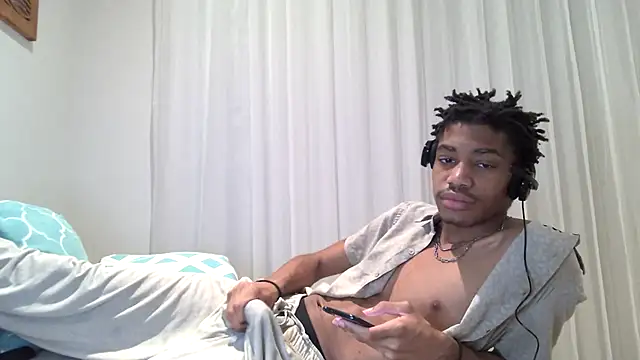 Skinnyblackman online show from February 2026 03:22:01 AM