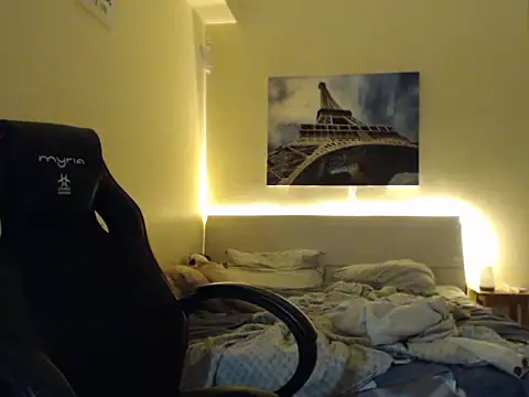 amydamarw online show from February 2026 05:19:02 PM