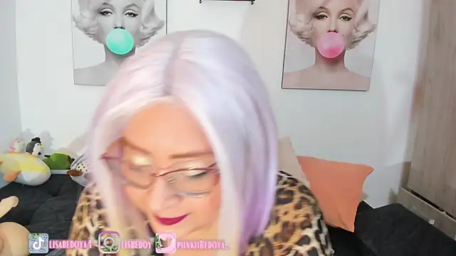 Amberbedoya  online show from December 2024 11:28:01 PM