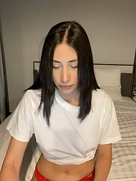 Sophiehii online show from February 2025 11:44:02 AM