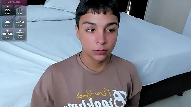 Snapshot of Seductivo_jr chatting on July 2026 03:04:01 AM Seductivo jr online show from July 2026 03:04:01 AM