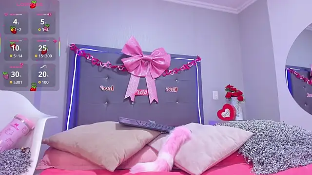 emma lye online show from February 2026 10:17:01 PM