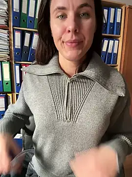 Sara darling online show from March 2025 02:56:01 PM