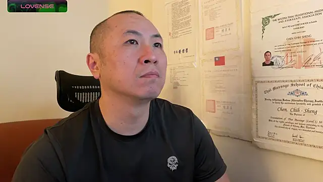 chih515 online show from February 2025 12:39:01 AM