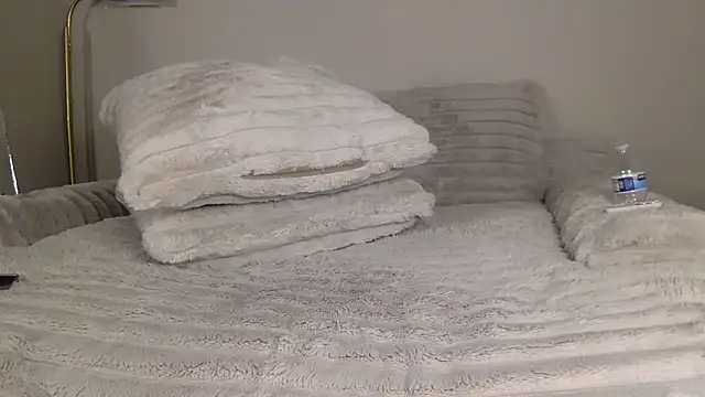 deliciousdearra69 online show from September 2025 01:58:01 PM