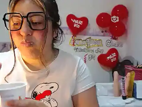 lanaqueen699 online show from February 2025 03:26:01 PM