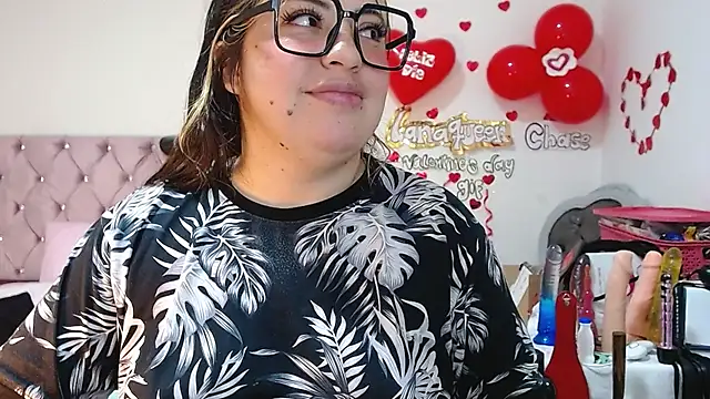 lanaqueen699 online show from February 2025 06:31:02 PM