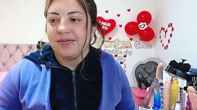 lanaqueen699 online show from March 2025 12:15:01 PM