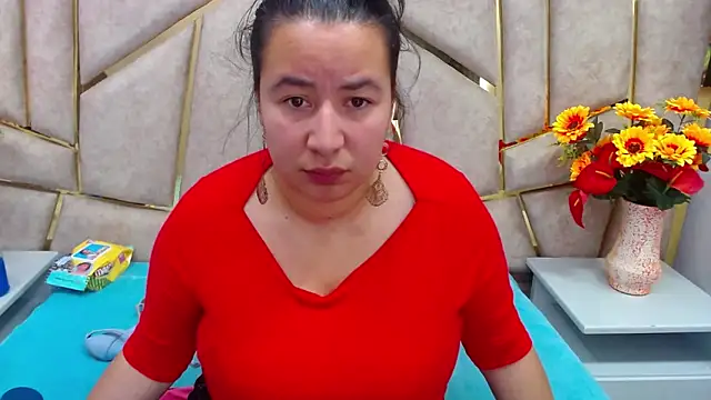 NaomyPrinces online show from February 2025 01:29:01 PM