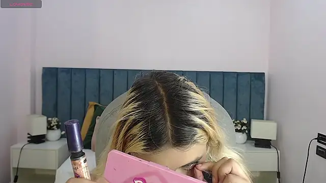 april bunnyy online show from April 2026 07:50:02 PM