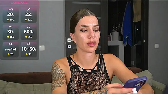 Snapshot of Alice_melice chatting on September 2025 07:14:02 PM Alice melice online show from September 2025 07:14:02 PM