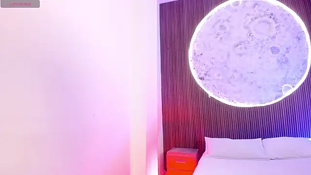 Melany Luv online show from February 2026 10:43:01 PM