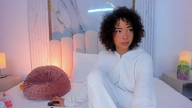 OSHUN  online show from March 2025 11:55:02 AM