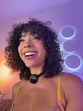 Snapshot of OSHUN_ chatting on February 2026 07:45:02 AM OSHUN online show from February 2026 07:45:02 AM