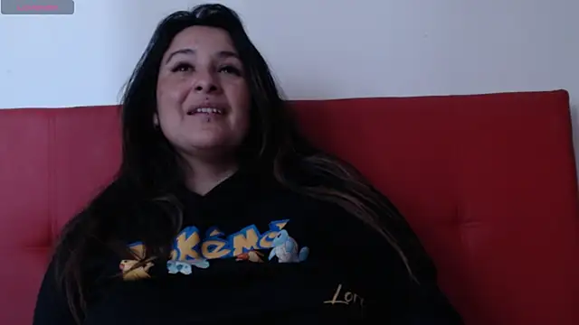 Snapshot of amydeepqueen chatting on December 2024 02:54:02 PM amydeepqueen online show from December 2024 02:54:02 PM