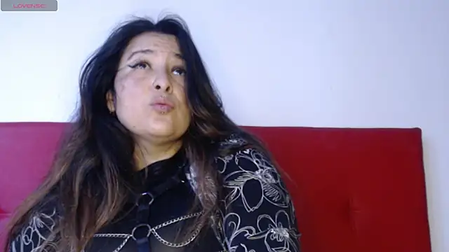 Snapshot of amydeepqueen chatting on December 2024 11:40:01 AM amydeepqueen online show from December 2024 11:40:01 AM