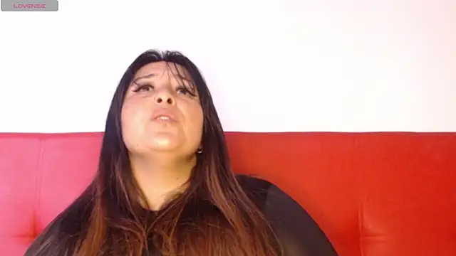 Snapshot of amydeepqueen chatting on December 2024 11:47:01 AM amydeepqueen online show from December 2024 11:47:01 AM