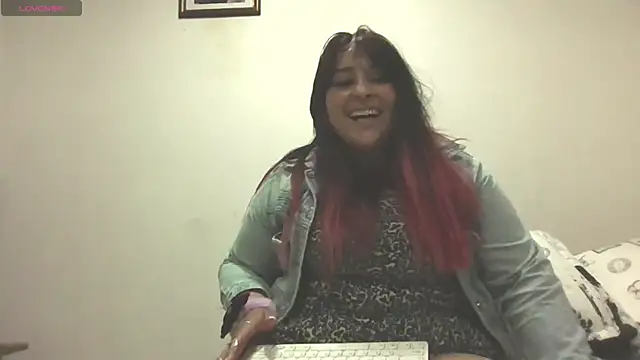 Snapshot of amydeepqueen chatting on February 2025 10:58:02 AM amydeepqueen online show from February 2025 10:58:02 AM