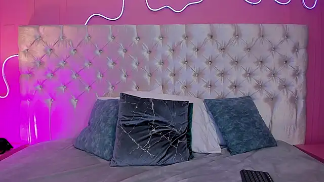 Mai higurashi online show from September 2025 07:50:02 PM