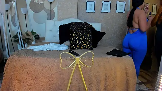 AmorMia online show from October 2025 12:39:02 PM