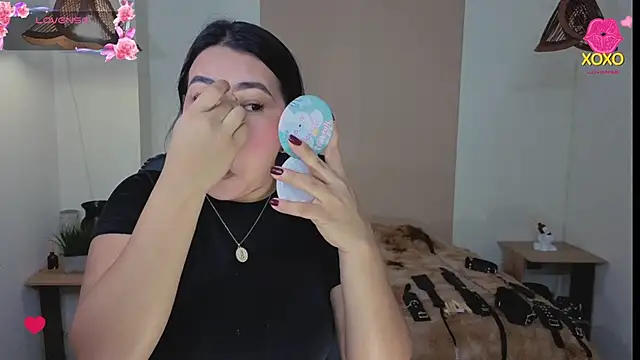 AmorMia online show from December 2025 07:42:02 PM