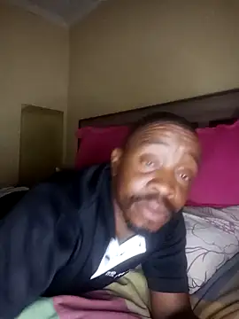 Snapshot of LONGDICK985M chatting on February 2025 04:32:01 PM LONGDICK985M online show from February 2025 04:32:01 PM