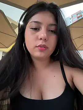 Maii chan online show from February 2025 11:04:01 PM