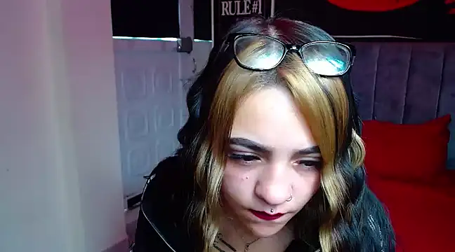 Violettasquirt online show from January 2025 02:14:01 PM