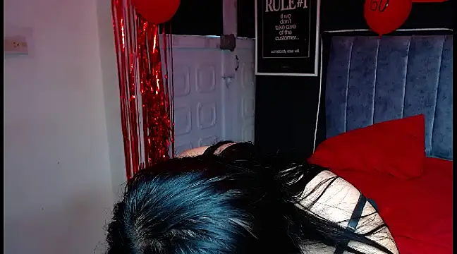 Violettasquirt online show from February 2025 06:20:01 PM