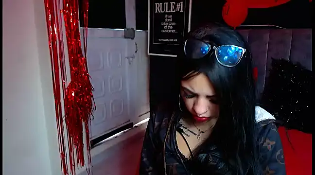 Violettasquirt online show from March 2025 03:14:02 PM