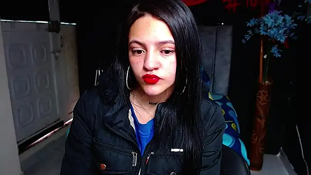 Violettasquirt online show from March 2026 01:39:02 PM