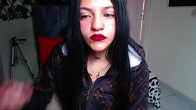 Violettasquirt online show from July 2026 05:30:01 PM