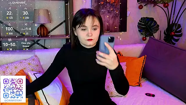 Snapshot of CiriRianonn chatting on January 2025 04:17:02 AM CiriRianonn online show from January 2025 04:17:02 AM