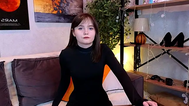 Snapshot of CiriRianonn chatting on March 2025 04:17:02 AM CiriRianonn online show from March 2025 04:17:02 AM