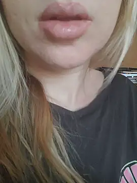 Linda 999 online show from March 2025 08:23:02 AM