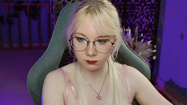 NancyMartinez online show from January 2025 04:13:02 PM