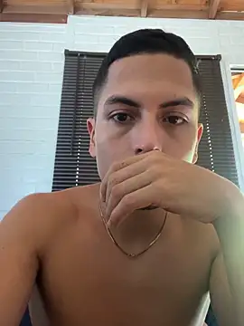 SAMUEL OBRIAN online show from February 2025 04:44:01 PM