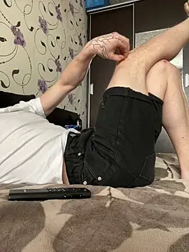 Snapshot of red_red00 chatting on March 2026 09:37:02 AM red red00 online show from March 2026 09:37:02 AM