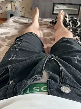 red red00 online show from March 2026 06:09:02 AM