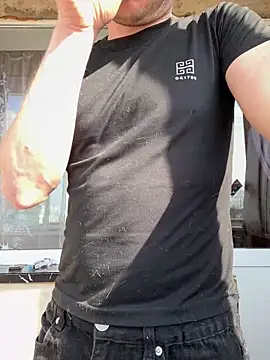 red red00 online show from March 2026 10:09:01 AM